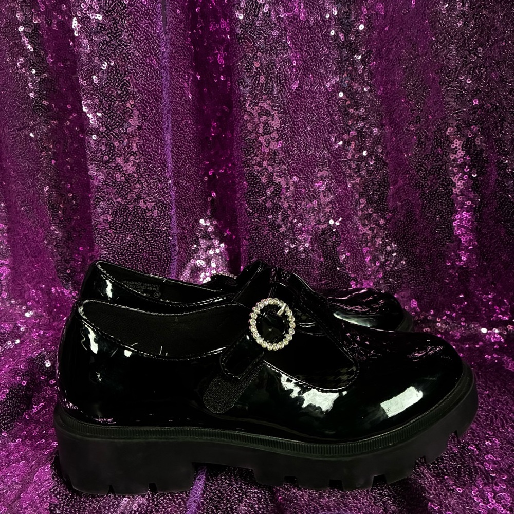 Girls Youth Black Patent Mary Jane Chunky Lug Sole Loafers Rhinestone Buckle GUC